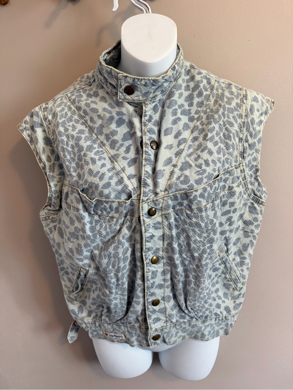 Vintage Rainbow Acid Wash Leopard Denim Vest Snap Front Blue M
